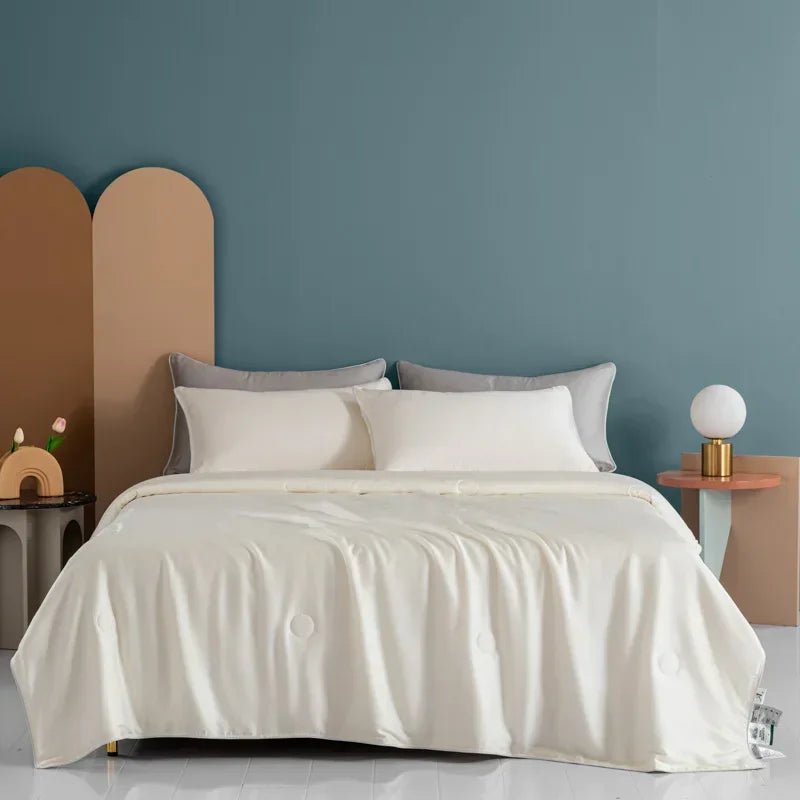 Ice Silk Cooling Blanket - SomnusVeil